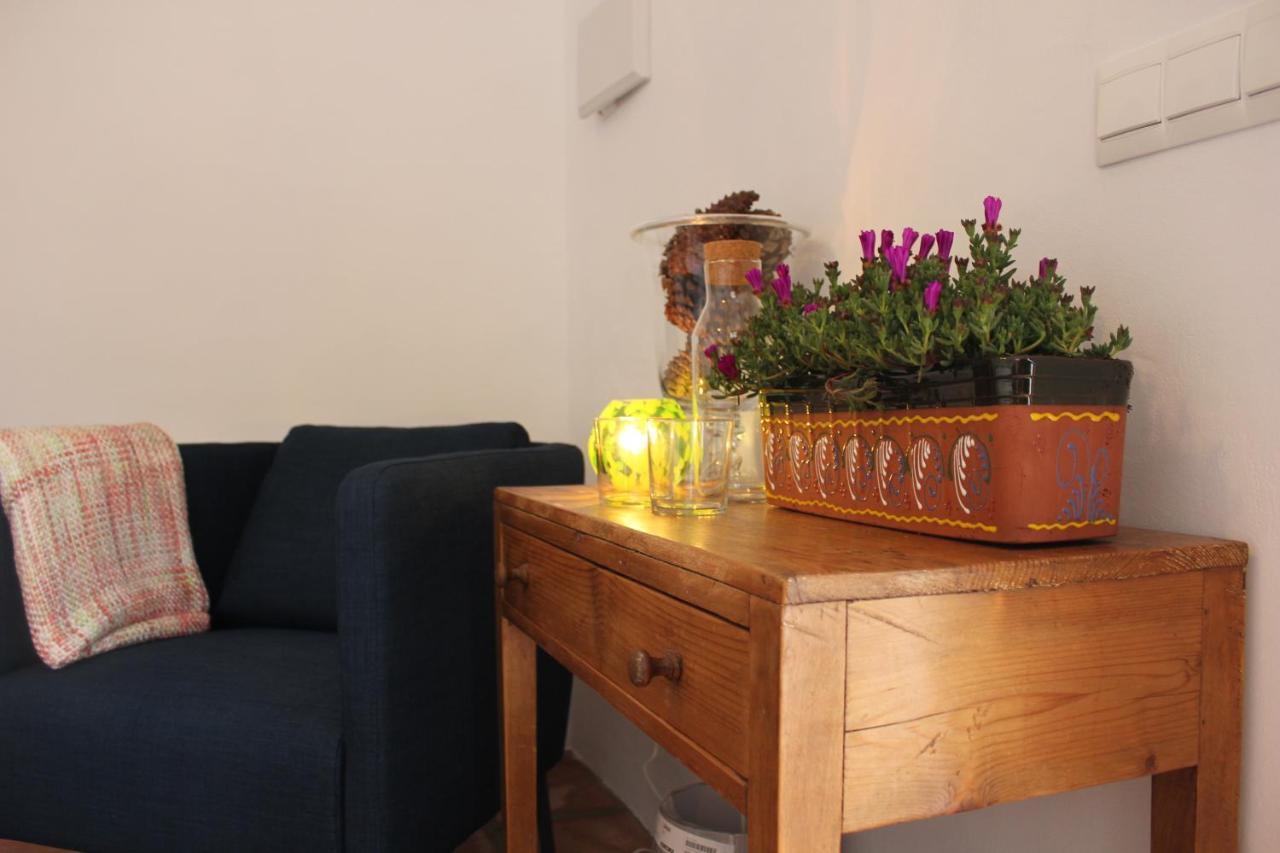 El Nispero Dulce Bed & Breakfast Alcaucin Bagian luar foto
