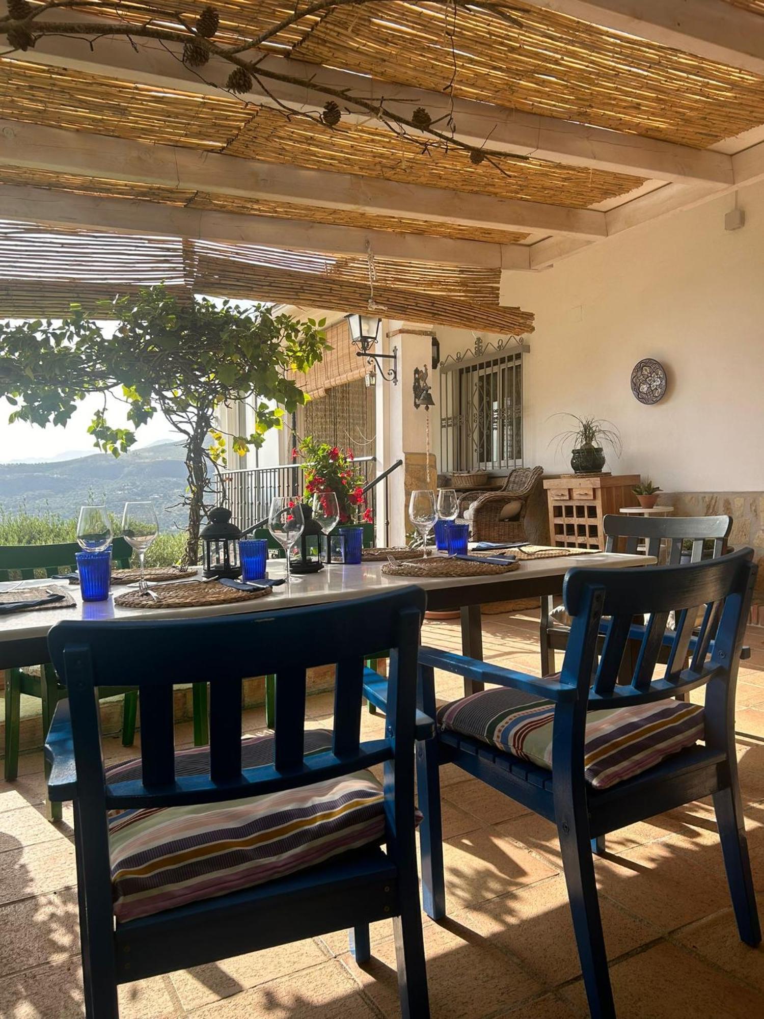 El Nispero Dulce Bed & Breakfast Alcaucin Bagian luar foto