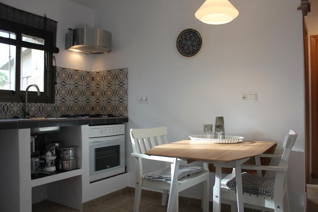 El Nispero Dulce Bed & Breakfast Alcaucin Bagian luar foto