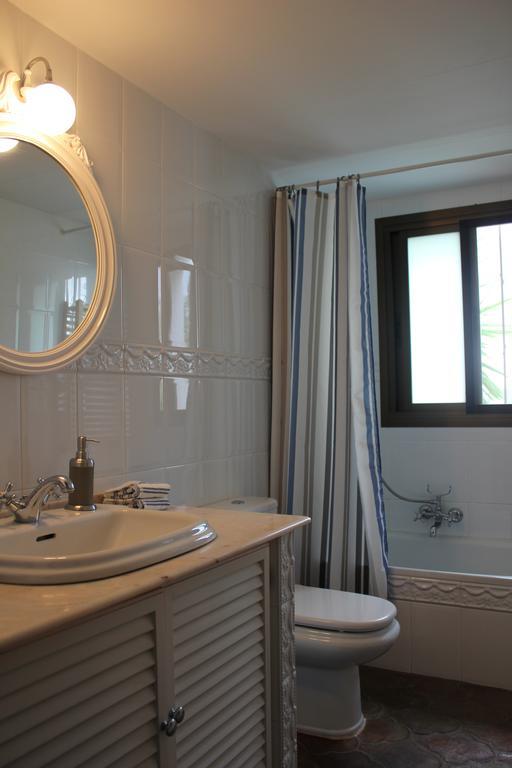 El Nispero Dulce Bed & Breakfast Alcaucin Bagian luar foto