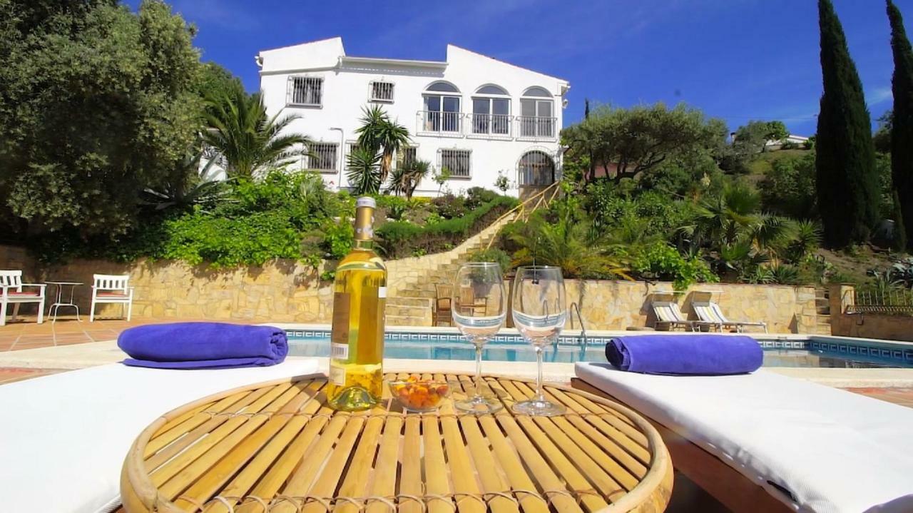 El Nispero Dulce Bed & Breakfast Alcaucin Bagian luar foto