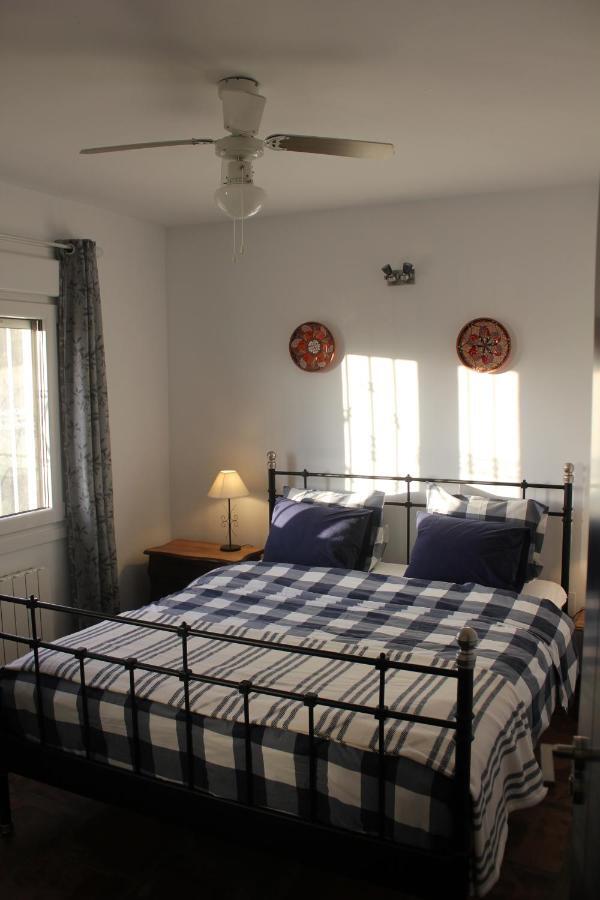 El Nispero Dulce Bed & Breakfast Alcaucin Bagian luar foto